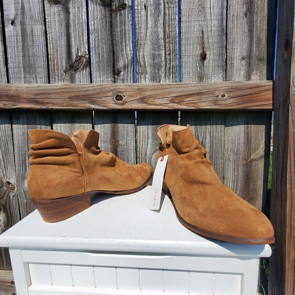 ESPRIT CARAMEL ANKLE BOOTIES SIZE 6.5